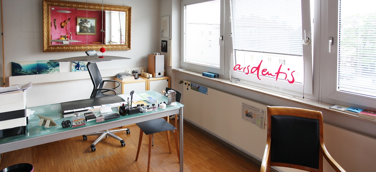 Fachlabor für dentale Ästhetik- und Funktionslehre Fachlabor für dentale Ästhetik- und Funktionslehre